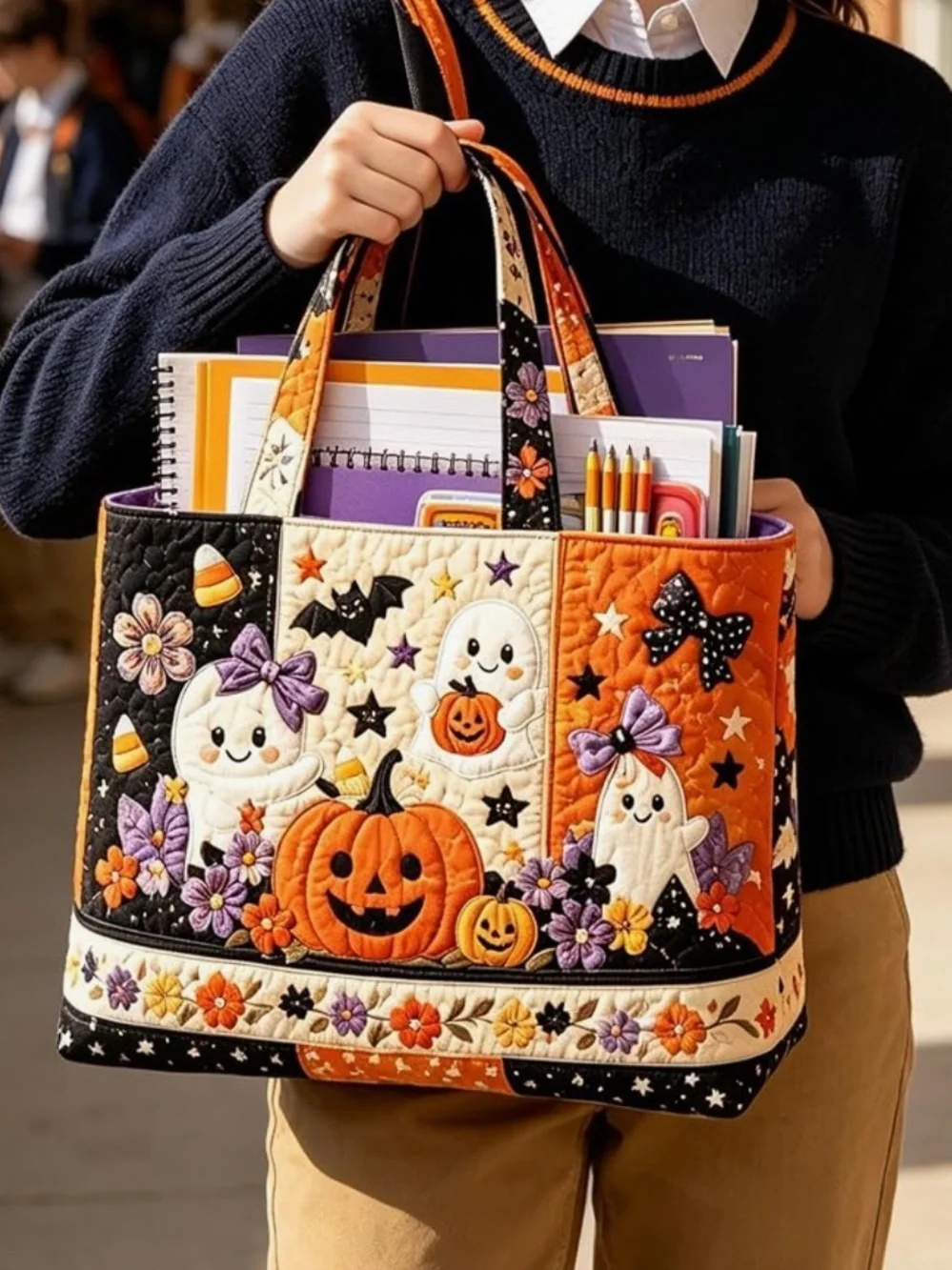 #3127** Quilted Tote Bag with Pumpkin & Ghost Appliqué/Orange/Black/White